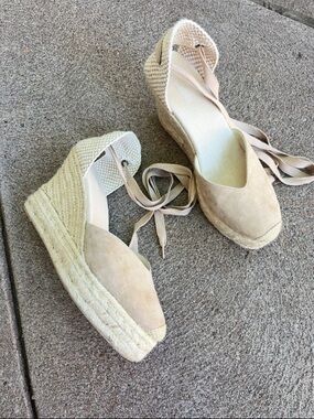 Women’s Espadrille Wedge Lace-Up Espadrilles - Beige